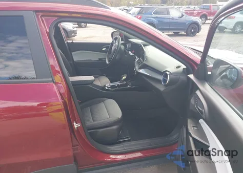 2025 Chevrolet Trax Fwd Lt из США, поврежденный, VIN KL77LHEP1SC077808